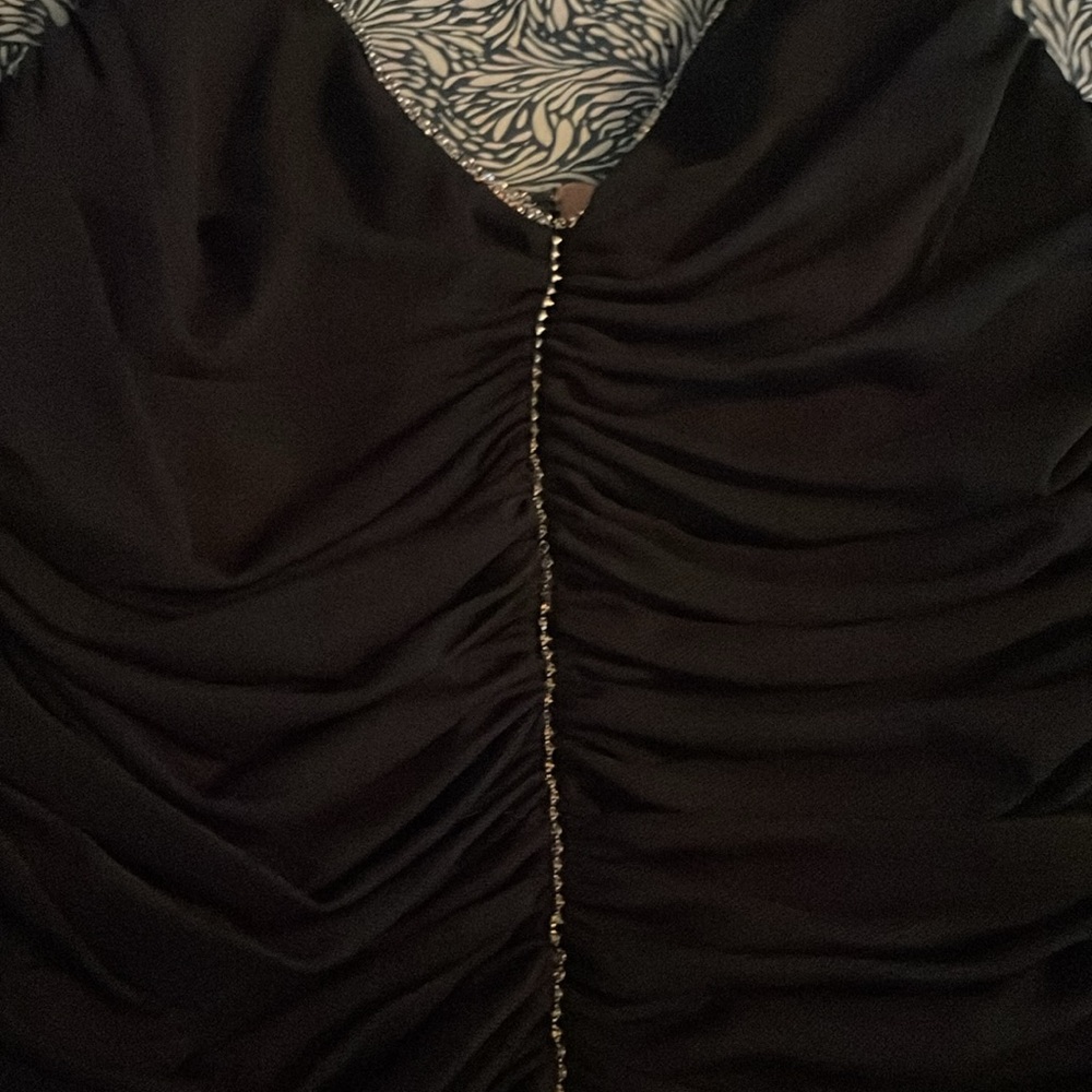 BCBG MaxAzaria tank - Picture 5 of 8